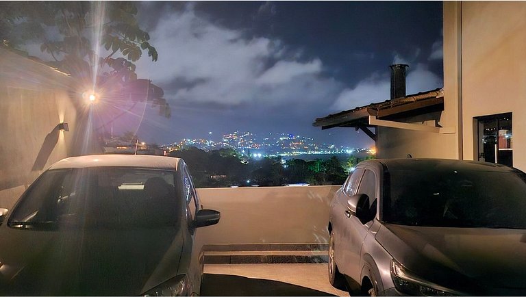 Suíte 02 Piso Superior, hidro e varanda vista 180º